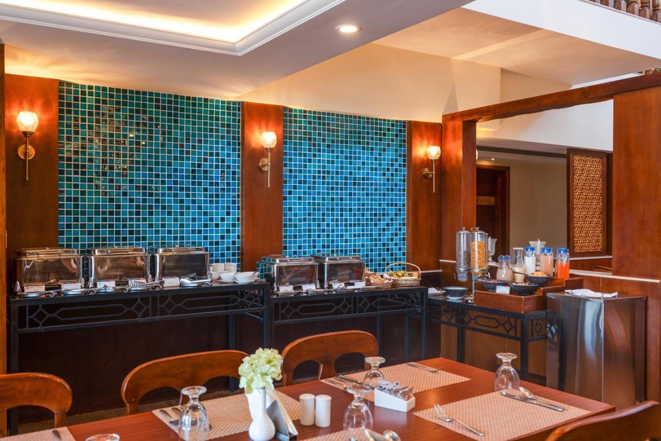 Hotel Dragon 레 외부 사진